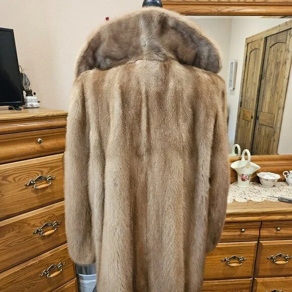 Vintage mink coat excellent condition - Picture 3 of 7